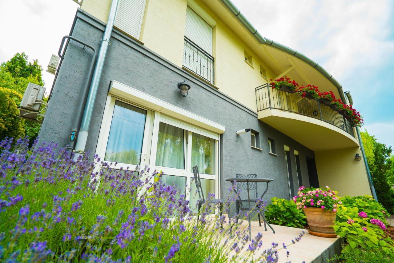 Csenge Villa Siófok Exterior foto