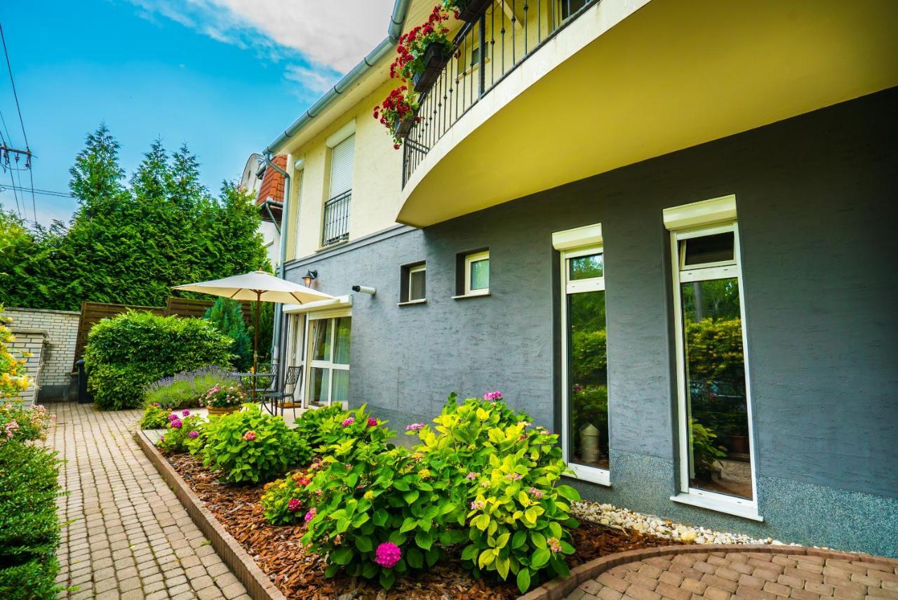 Csenge Villa Siófok Exterior foto